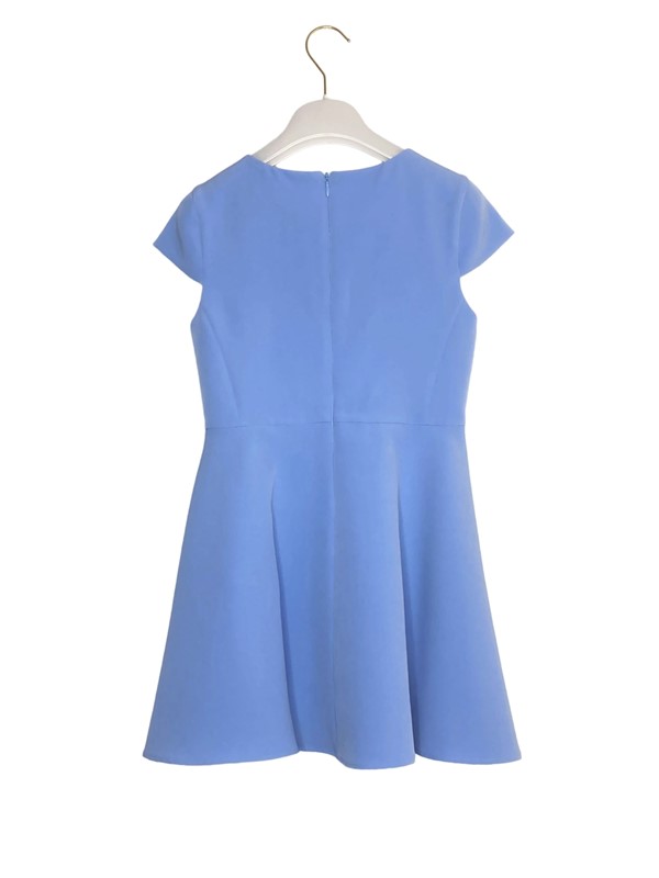 Abito svasato crepe manica a becco