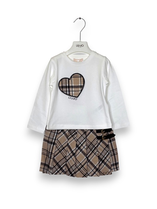 T-shirt+kilt scozzese