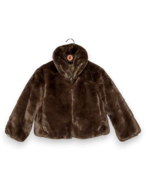 5D6363778D3FA8B33E778476432BD4B9_ Ecopelliccia boxy