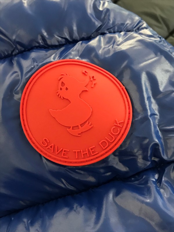 Ecopiumino+cappuccio lucido