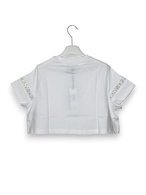 T-shirt cropped over dkny manica
