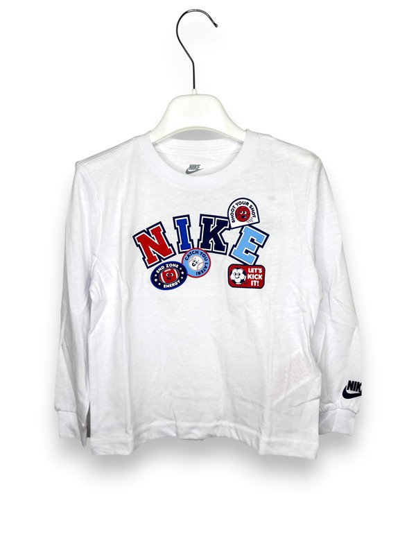 T-shirt patch nike